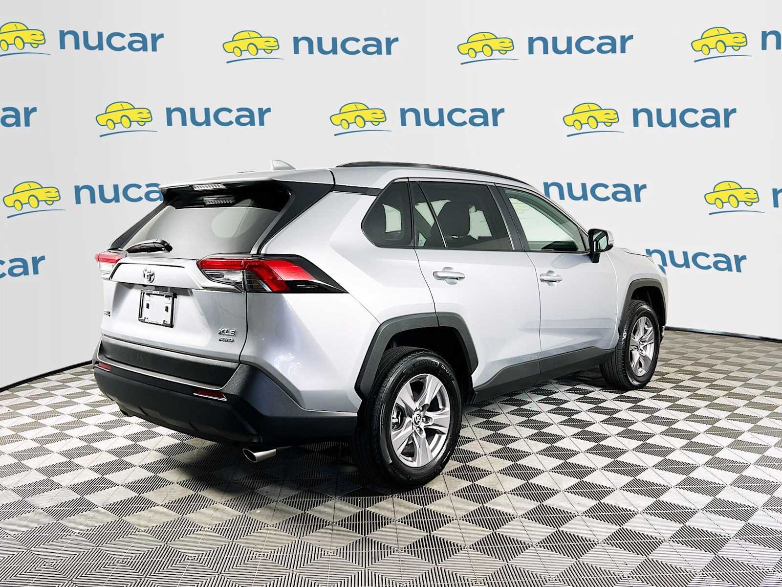 Used 2025 Silver Sky Metallic Toyota XLE image 7