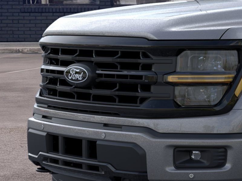 New 2026 Carbonized Gray Metallic Ford XLT image 17