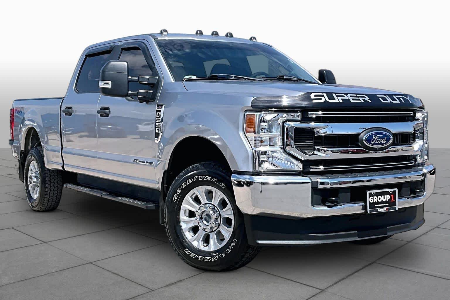 Used 2022 Iconic Silver Metallic Ford XL image 3