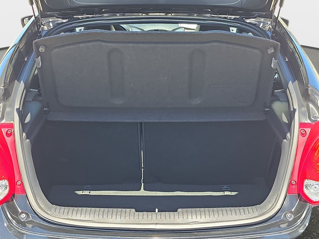 Used 2016 Black Hyundai Turbo image 14