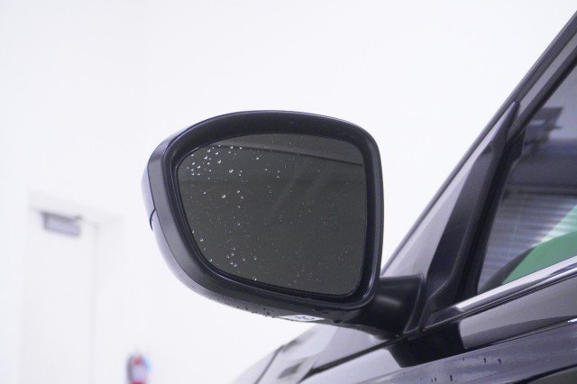 2025 Nissan Altima SV - Photo 12