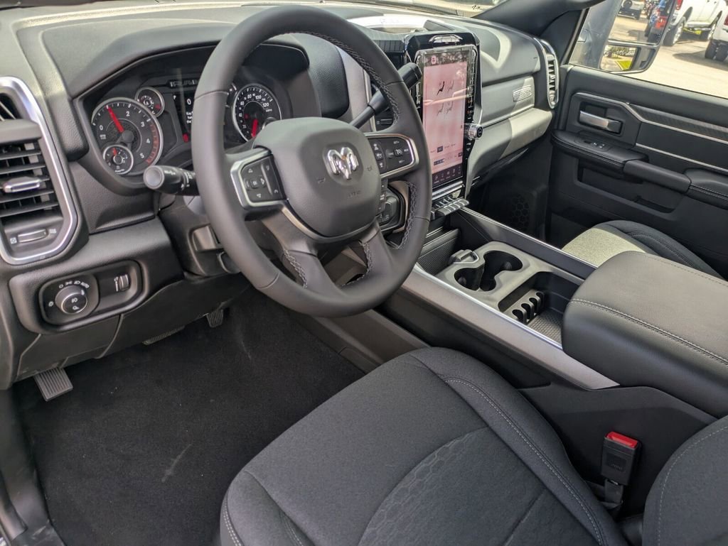 2026 RAM 2500 Big Horn - Photo 10