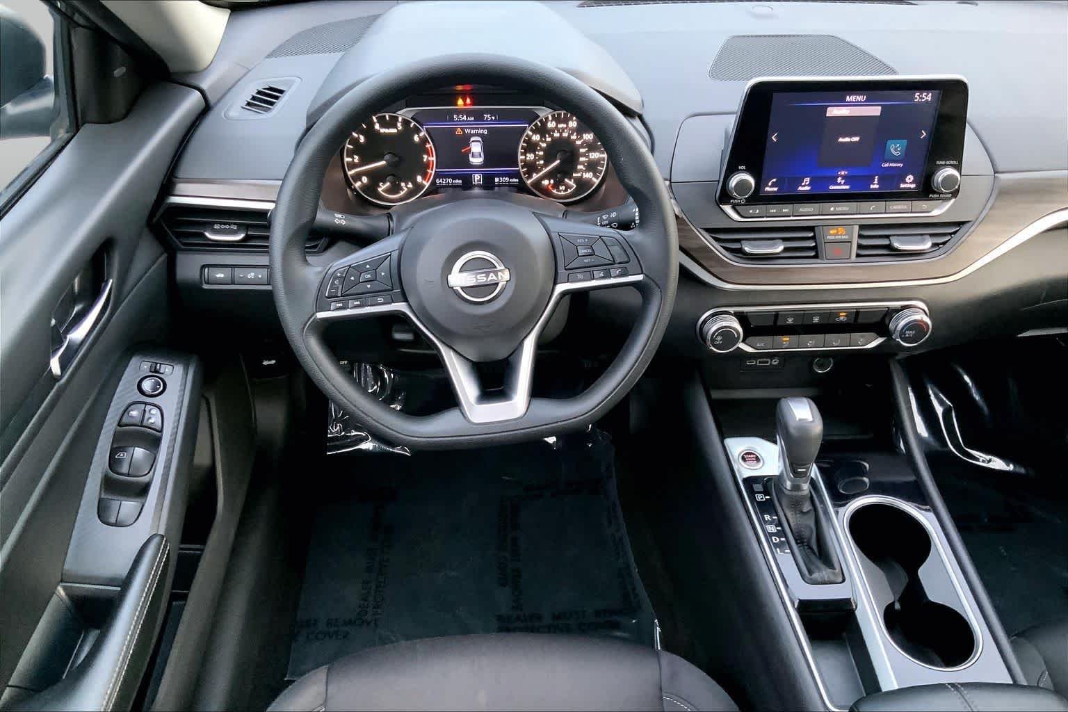 Used 2024 Gun Metallic Nissan 2.5 SV image 6