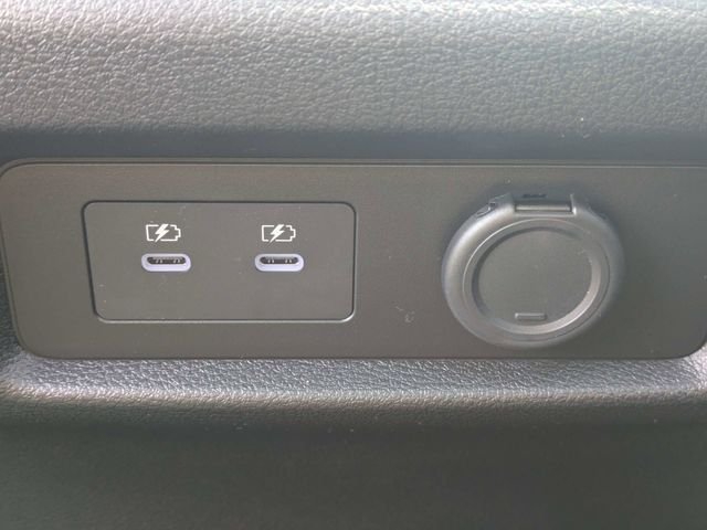 New 2026 RADIANT WHITE INFINITI Luxe 2WD image 15
