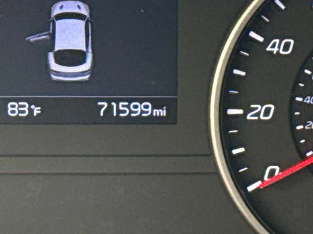 Used 2018 Black Kia  image 24