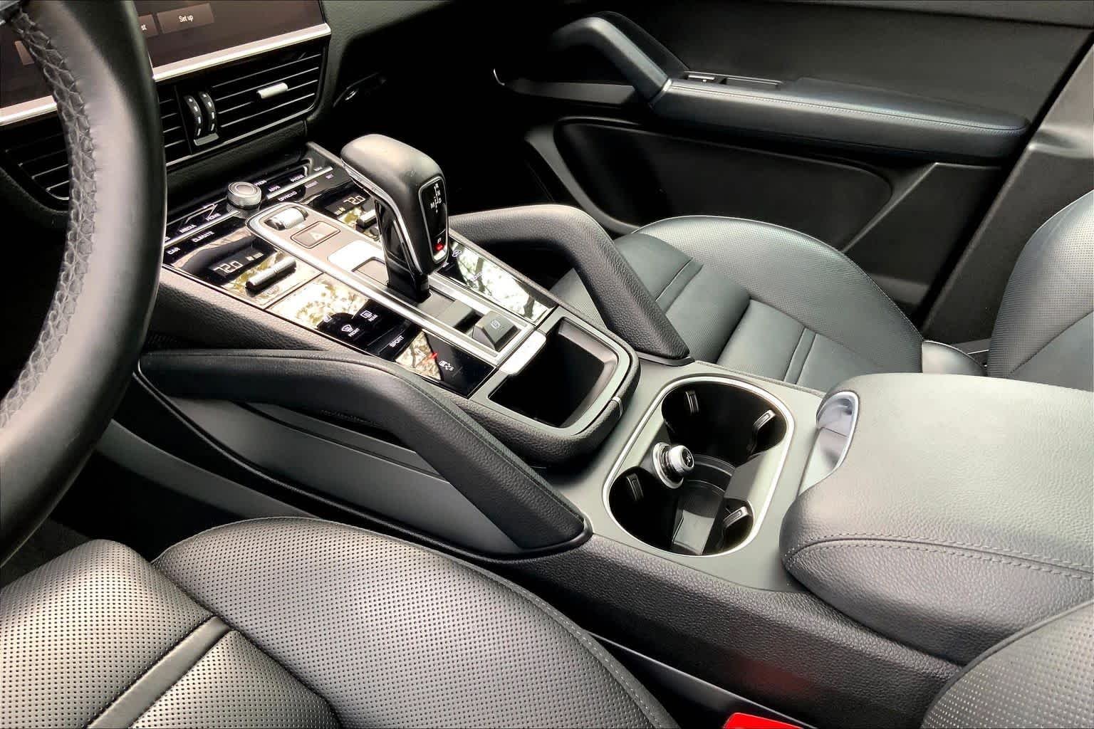 2022 Porsche Cayenne Base - Photo 15