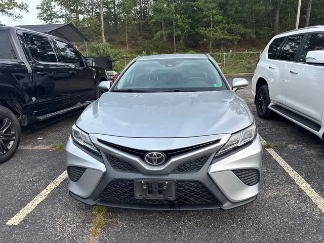 2019 Toyota Camry SE