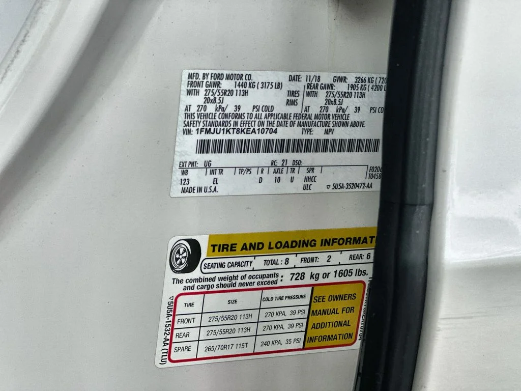 Used 2019 White Platinum Metallic Tri-Coat Ford Limited image 34