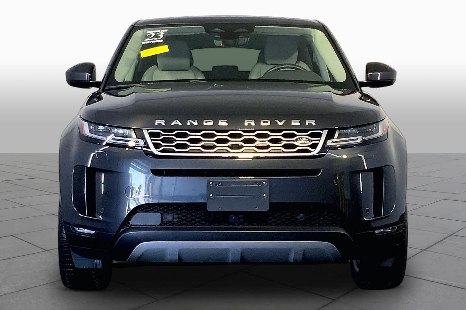Used 2023 Carpathian Grey Premium Metallic Land Rover SE image 4