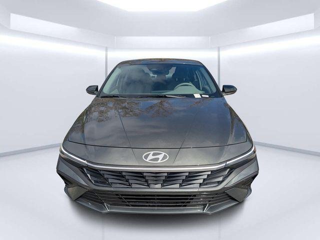 New 2026 Gray Hyundai SEL Sport image 8