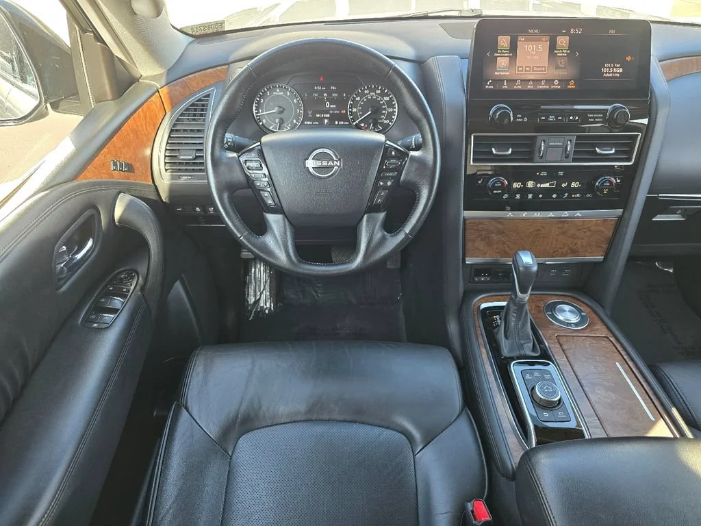 Used 2024 Silver Nissan SL image 21
