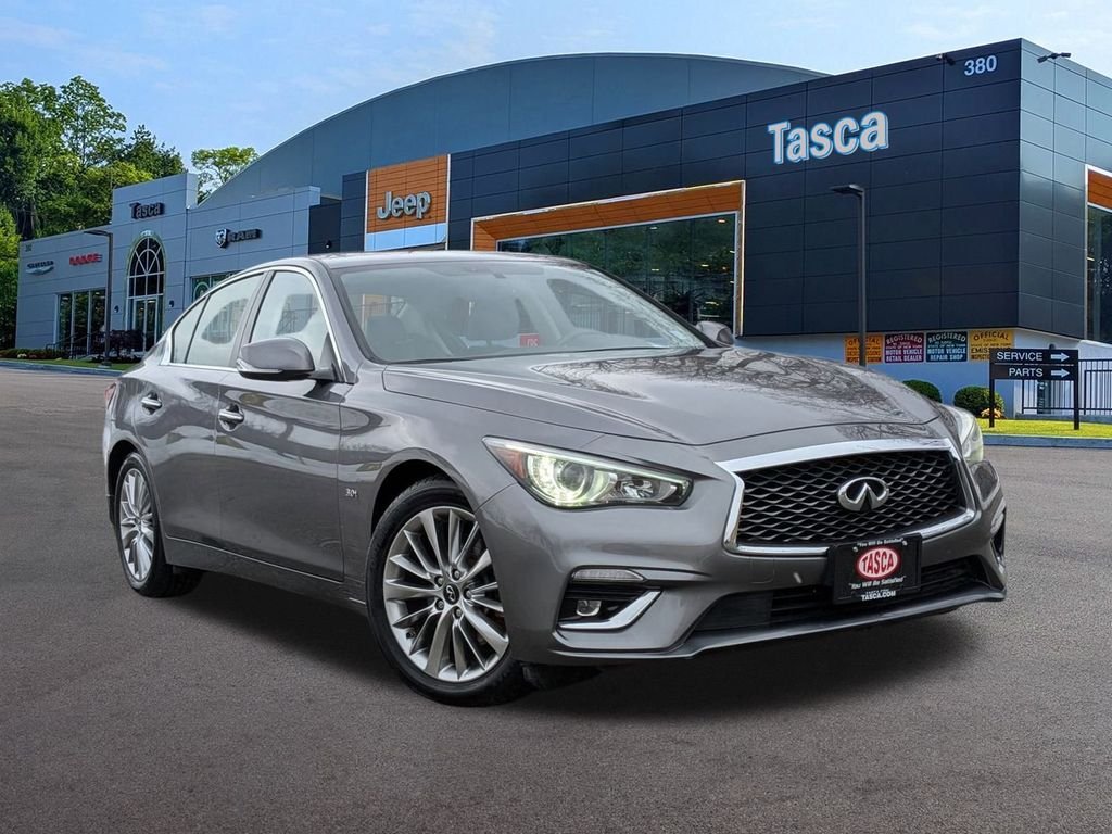 2019 INFINITI Q50 LUXE