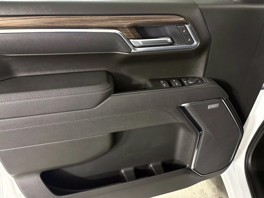 New 2026 Summit White Chevrolet LT Trail Boss image 17