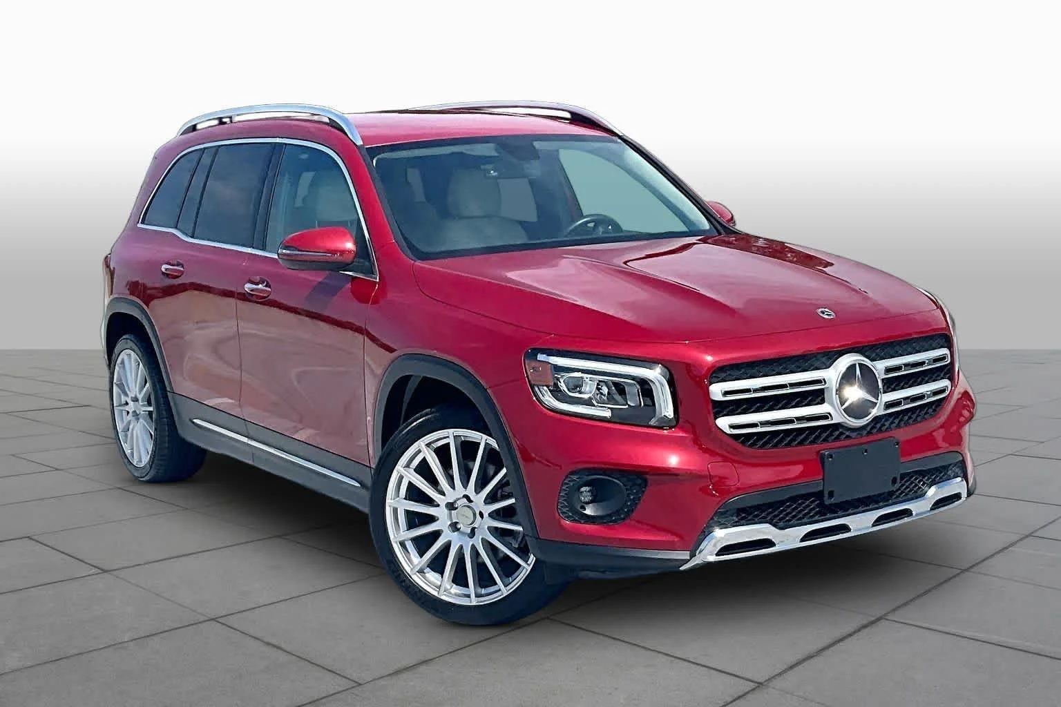 Used 2022 MANUFAKTUR Patagonia Red Metallic Mercedes-Benz GLB 250 image 3