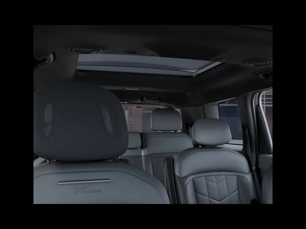 New 2027 Glacial White Pearl Kia X-Line SX image 40