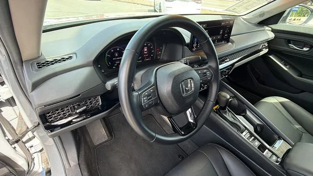 2024 Honda Accord Hybrid EX-L - Photo 31