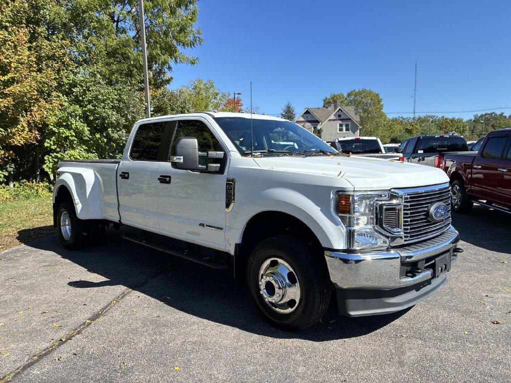 Used 2022 White Ford XL image 3