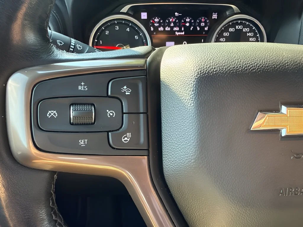 Used 2022 Black Chevrolet High Country image 20