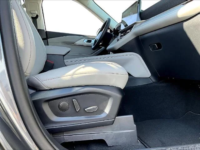New 2026 Carbonized Gray Metallic Ford Active image 54