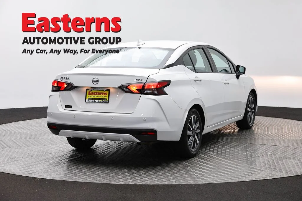 Used 2023 White Nissan 1.6 SV image 5