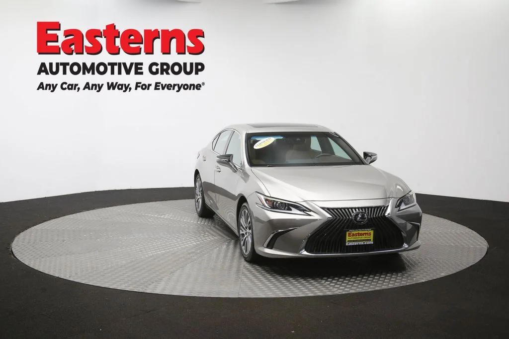 Used 2021 Silver Lexus 350 image 52