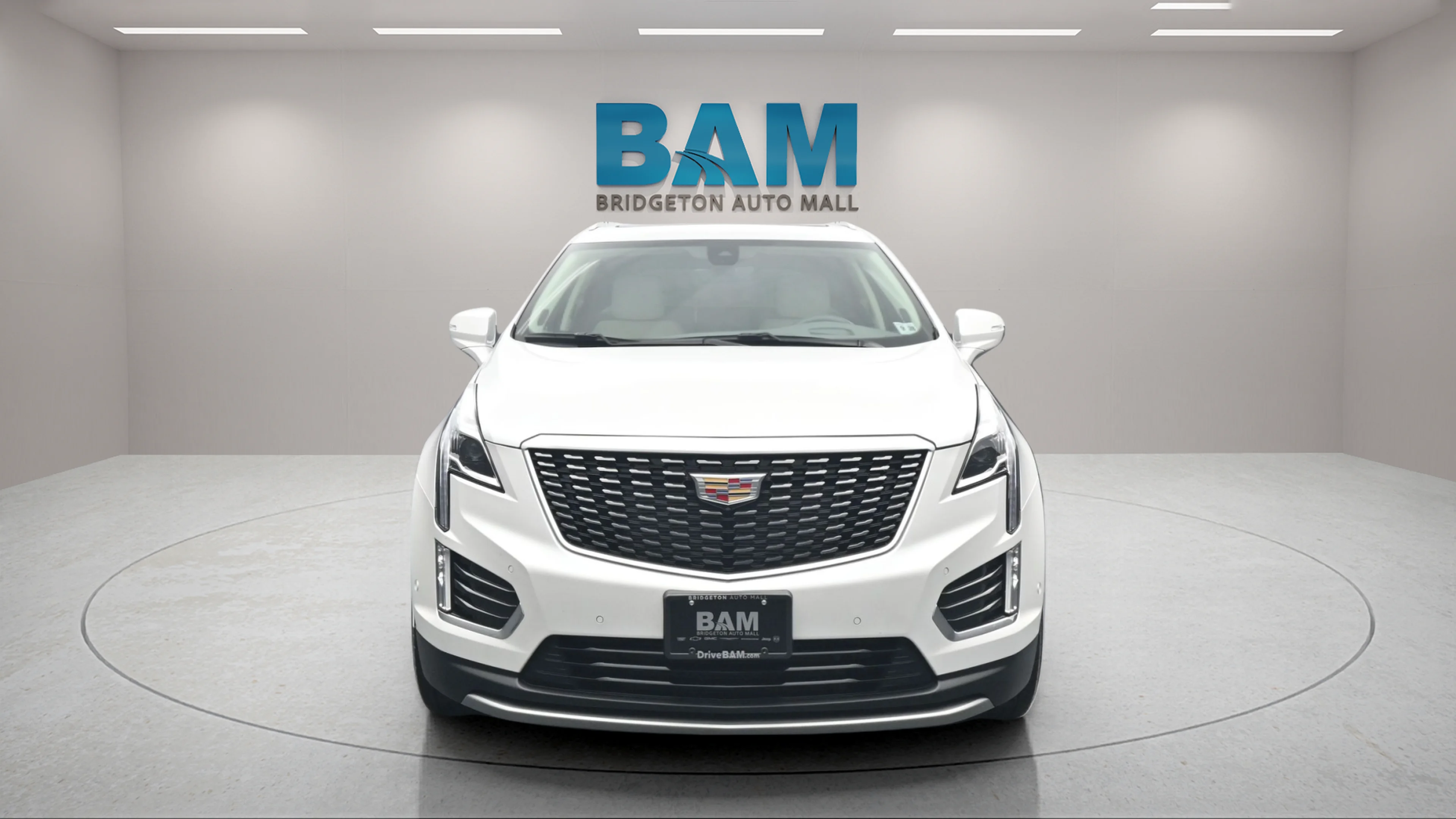 Used 2024 Crystal White Tricoat Cadillac AWD Premium Luxury image 2