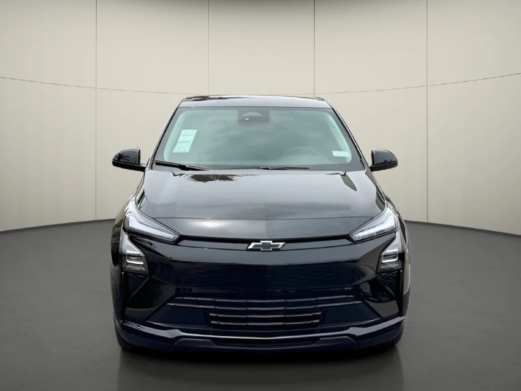 New 2027 Mosaic Black Metallic Chevrolet LT image 5