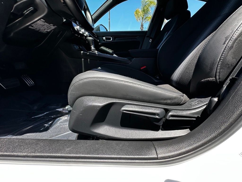 Used 2024  Honda Sport image 22