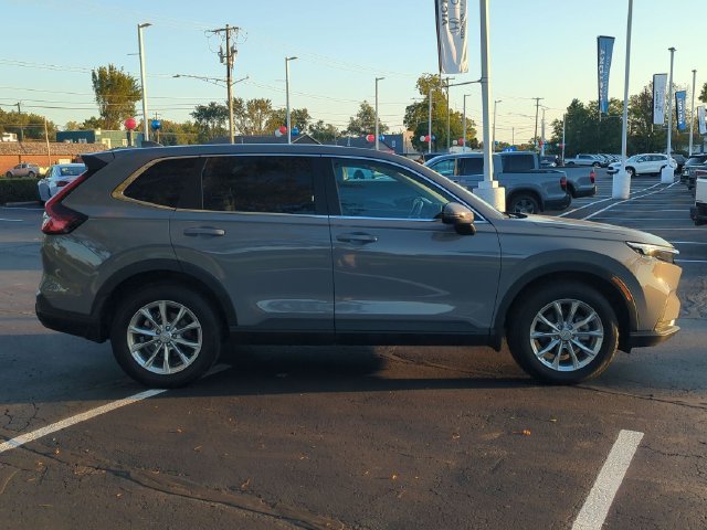 Used 2025 Urban Gray Pearl Honda EX image 5