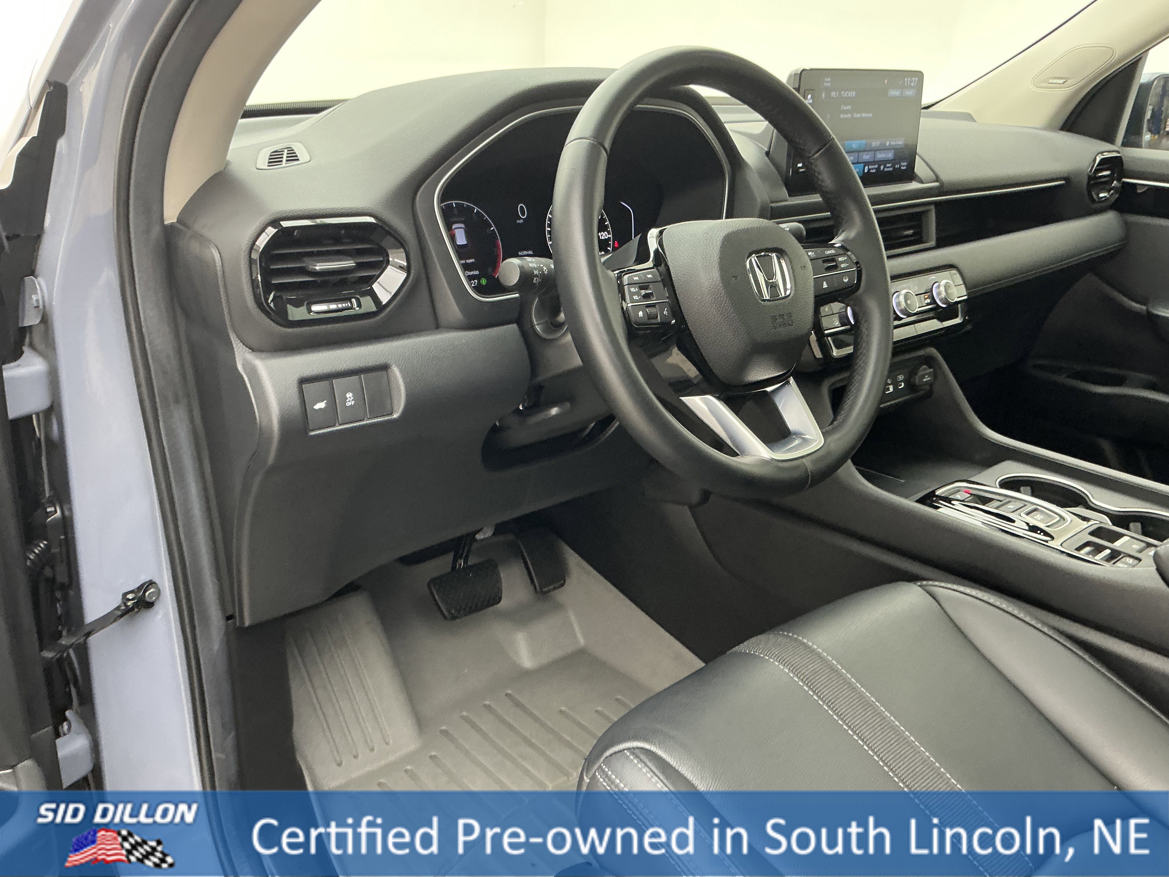 Certified Used 2025 Green Honda Touring image 16