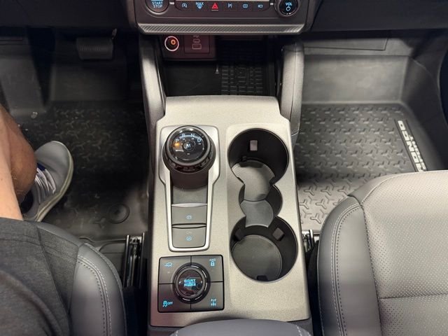 New 2025 Carbonized Gray Metallic Ford Badlands® image 35