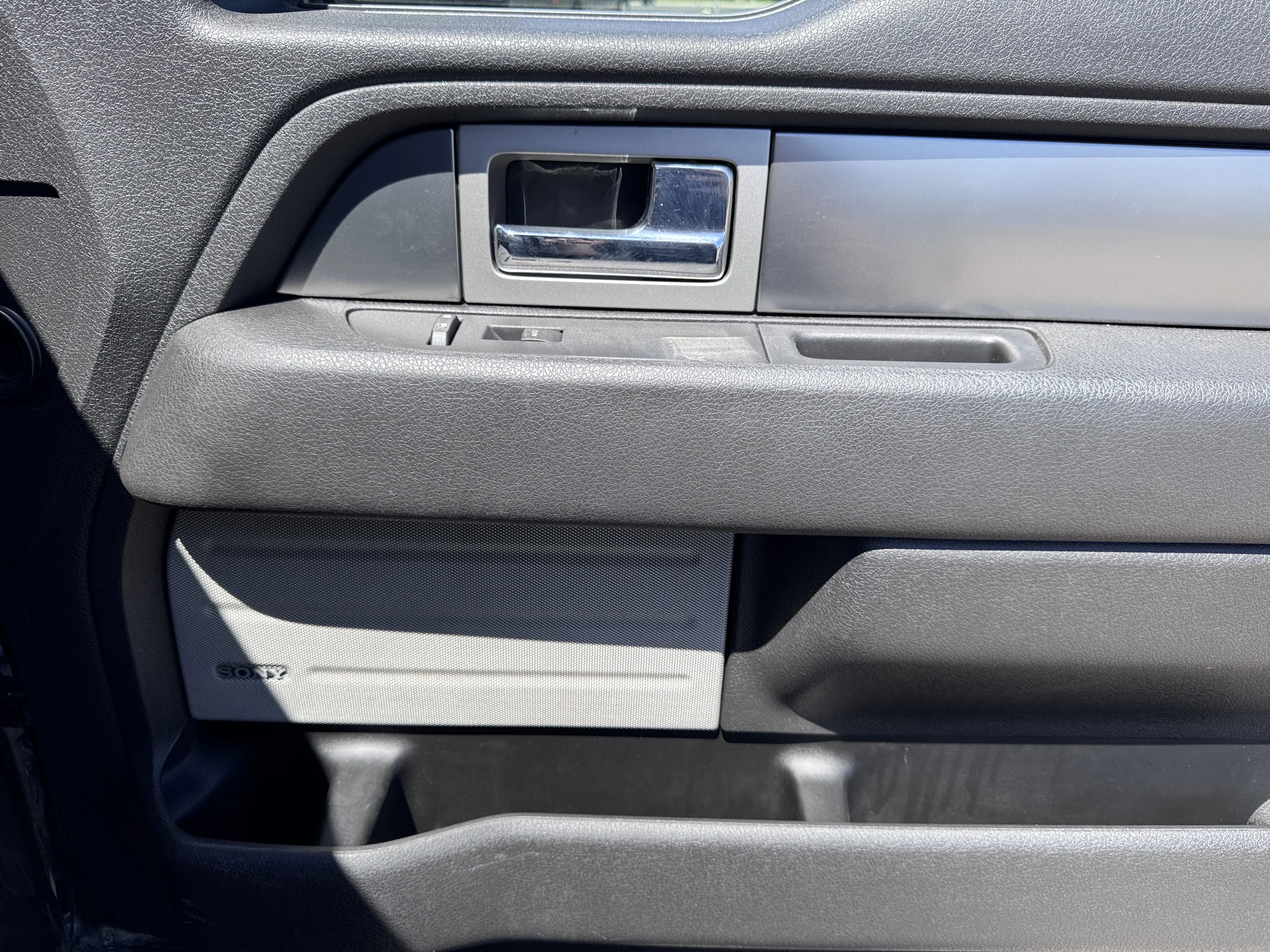 Used 2014 Black Ford FX4 image 41