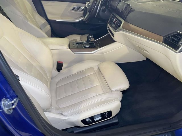 Used 2019 Blue BMW 330i xDrive image 22