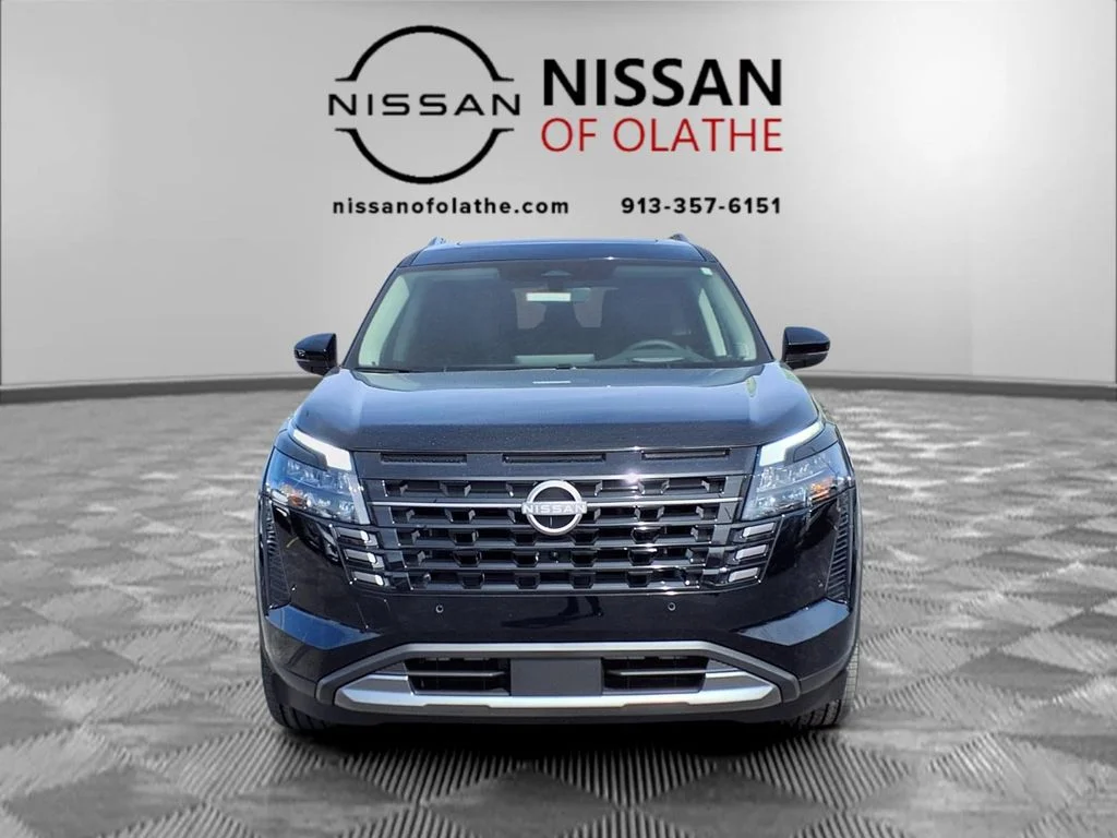 New 2026 Super Black Nissan Platinum image 34