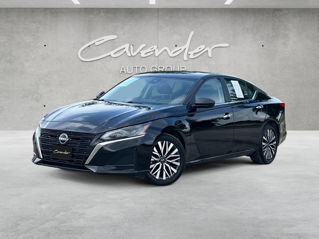 2024 Nissan Altima 2.5 SV's photo