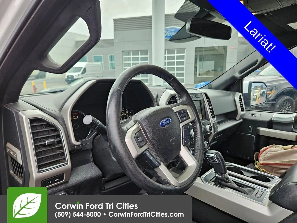 Used 2017 White Ford Lariat image 17