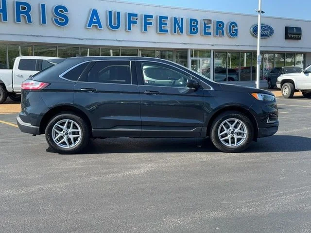 2023 Ford Edge SEL AWD's photo