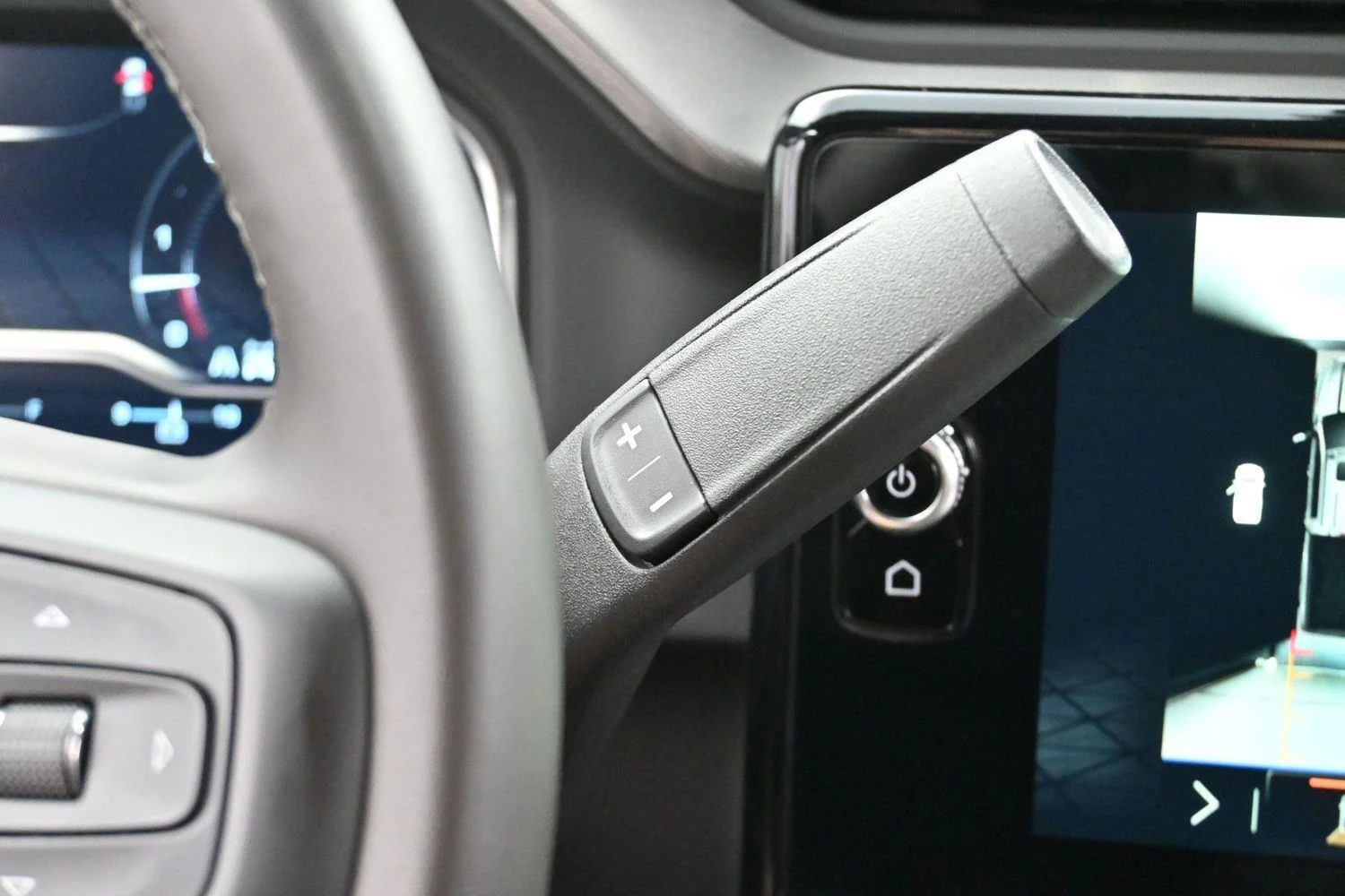 Used 2024 Downpour Metallic GMC Denali image 26