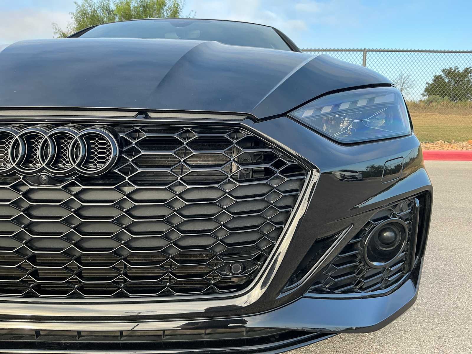 Used 2022 Mythos Black Metallic Audi  image 7