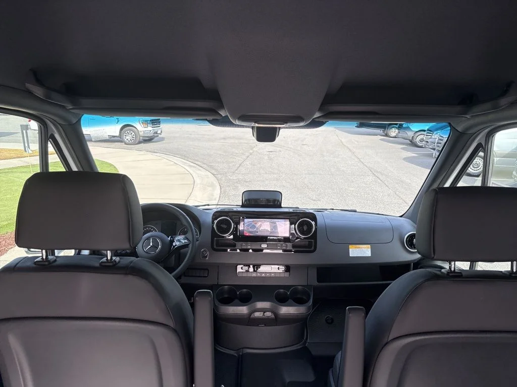 New 2026  Mercedes-Benz Ranger Contractor PKG/Roof Rack image 17