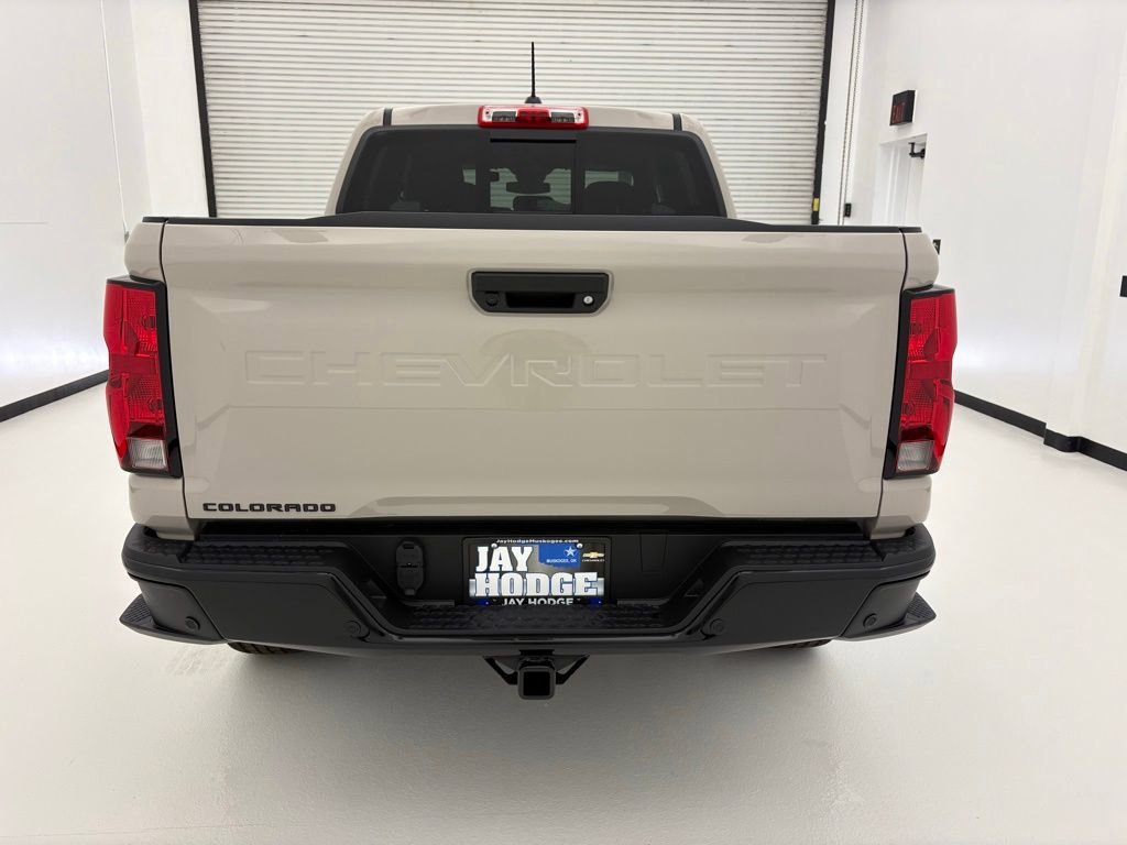 New 2026 White Sands Chevrolet Trail Boss image 17