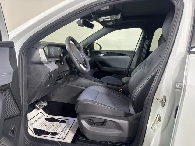 New 2026  Volkswagen 2.0T SE R-Line Black image 8