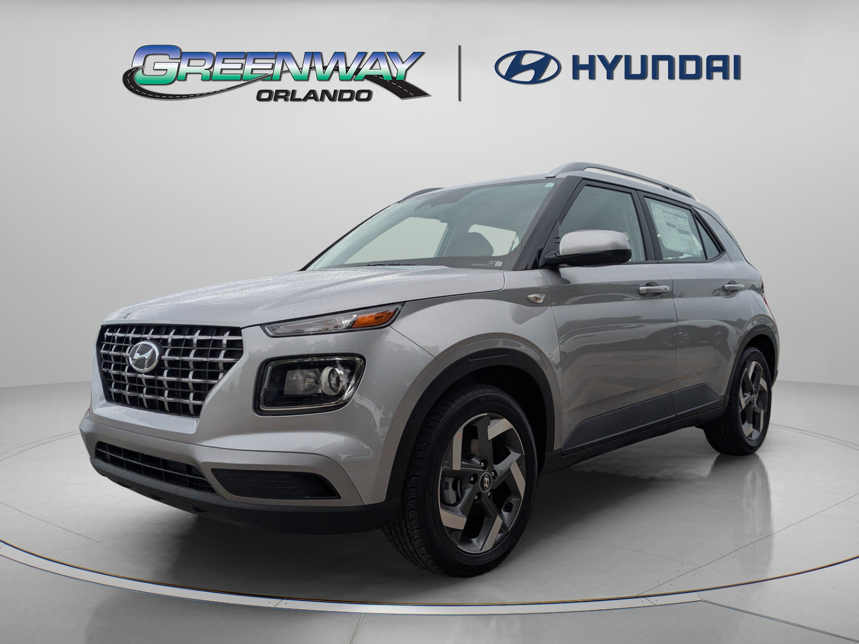 New 2026 Shimmering Silver Hyundai SEL image 3