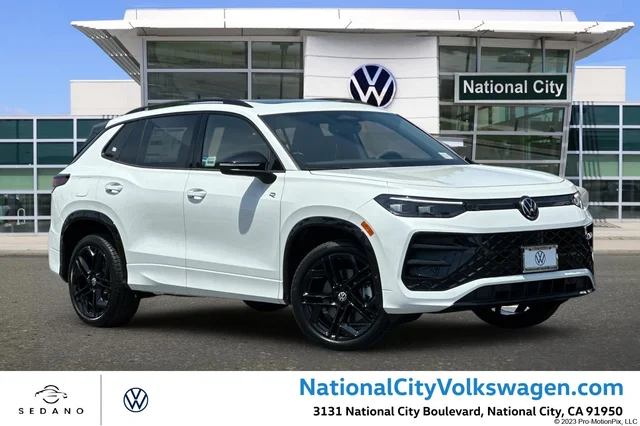 2026 Volkswagen Tiguan 2.0T SE R-Line Black