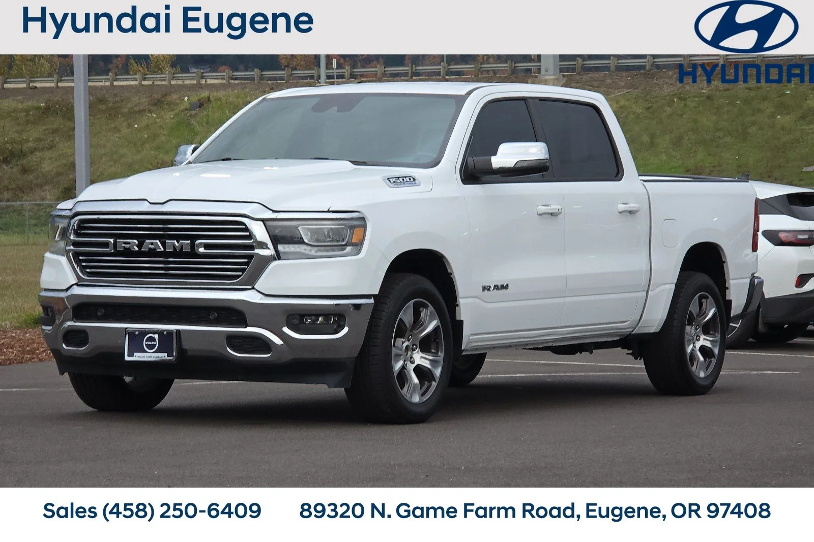 Used 2023 White Ram Laramie image 9
