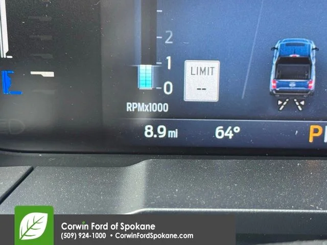 New 2026 Space White Metallic Ford Tremor image 4