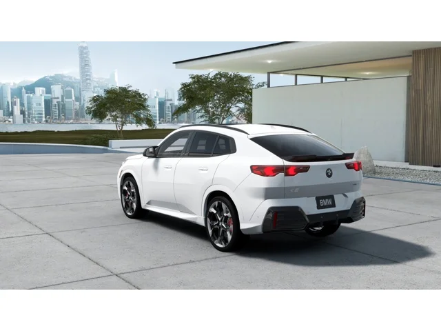 New 2026 Alpine White BMW xDrive28i image 2