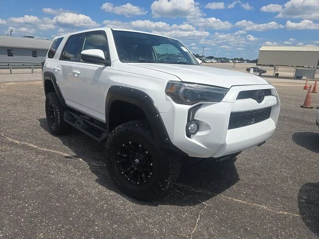Used 2015 Super White Toyota SR5 Premium image 2