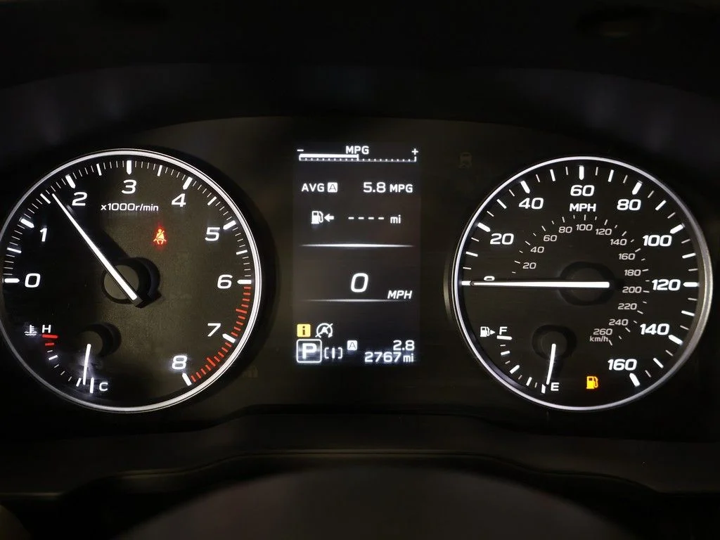 Used 2025 Gray Metallic Subaru Premium image 40