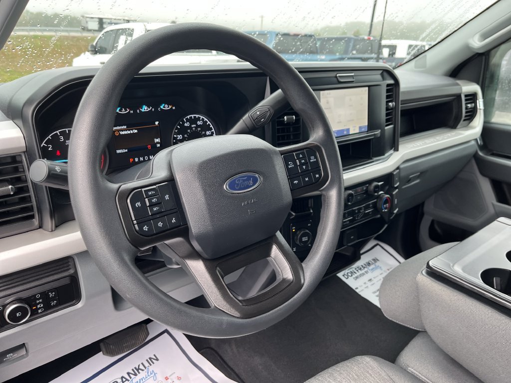 Used 2025 Gray Ford XL image 15